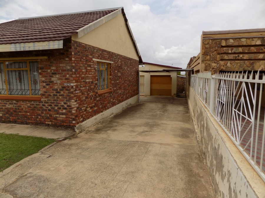 4 Bedroom Property for Sale in Tshing North West